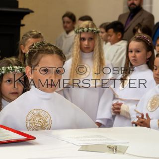 Loading...