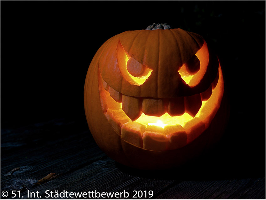 045 Platz-133-Thomas Teuschler 3205_Helloween