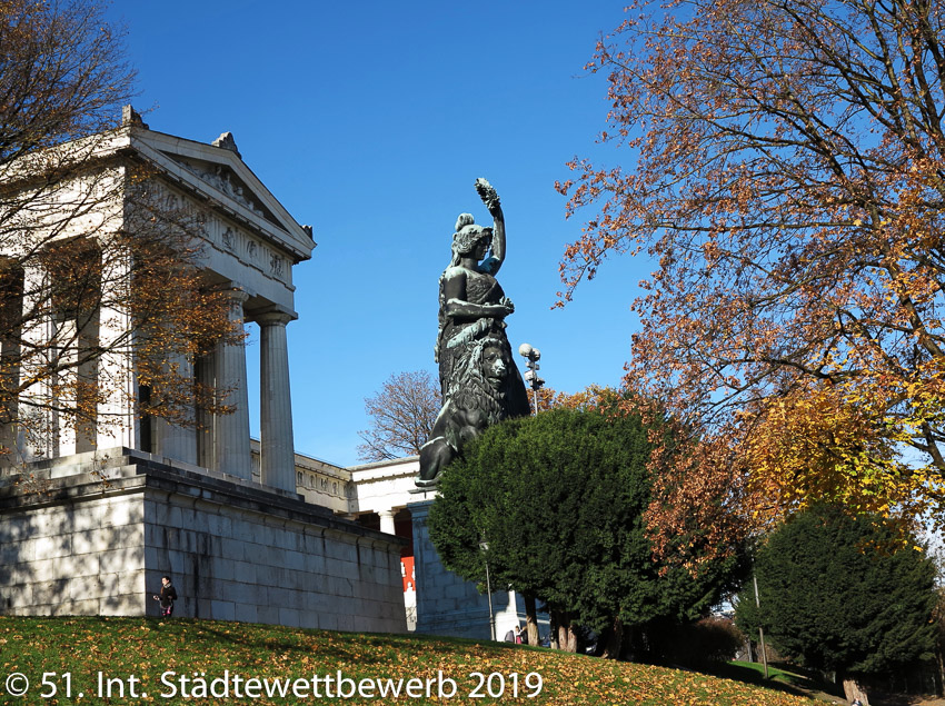 094 Platz-054-Günter Witting 6218_Bavaria im Herbst