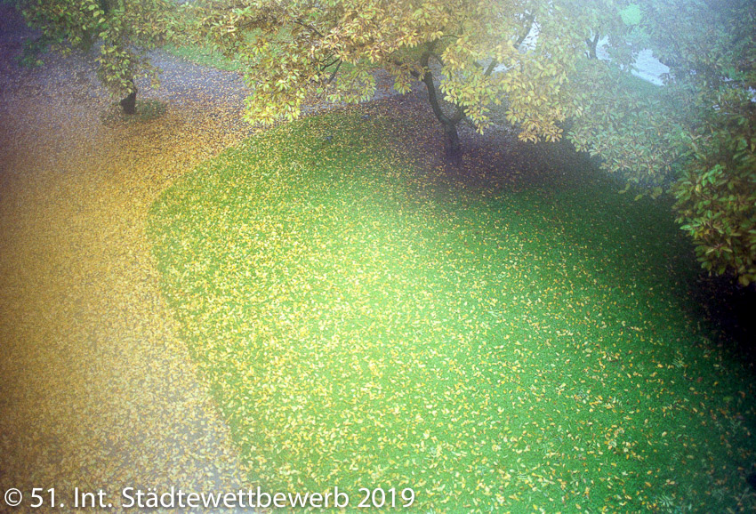 094 Platz-076-Manfred Zweimüller 8201_Herbst im Zwerglgarten