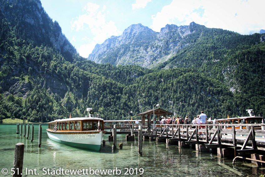 102 Platz-095-Katharina Schwendner 0517_Schiff fahren